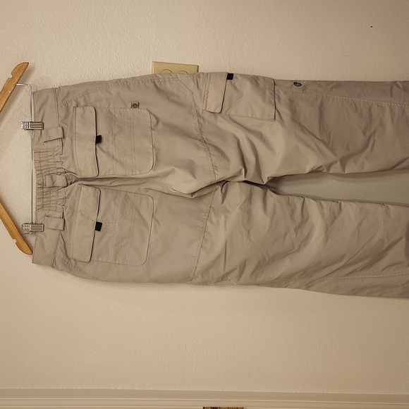 Women's Columbia Snowboard Pants - Picture 6 of 8